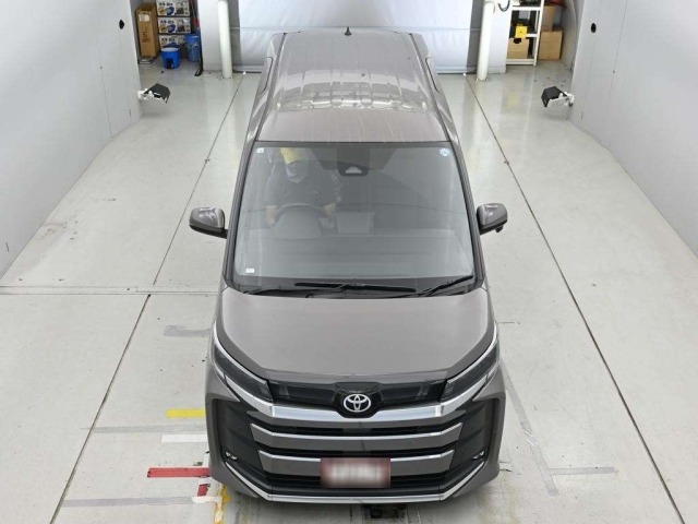 Toyota NOAH 2026 8588658-7