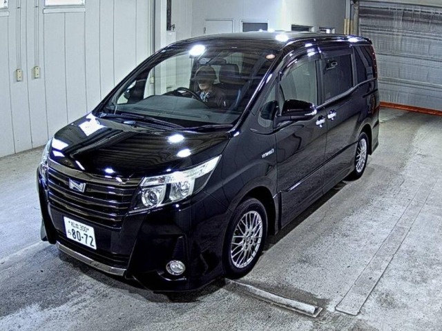 Toyota NOAH 2016 8588664-4