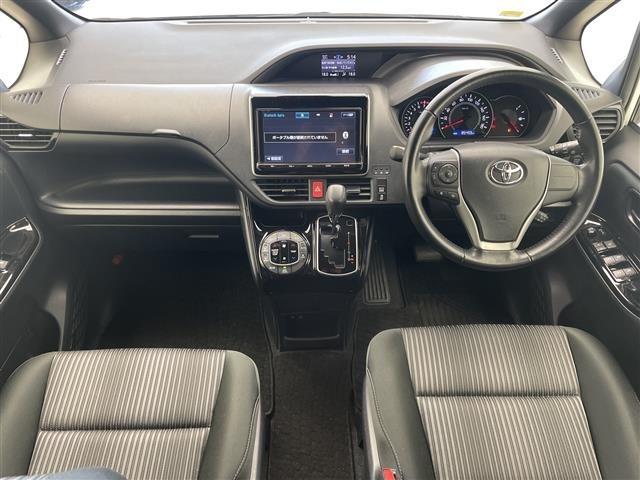 Toyota NOAH 2017 8589226-16