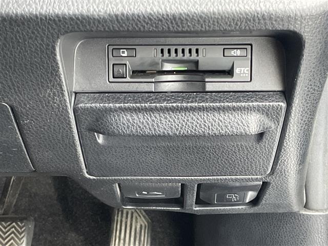 Toyota NOAH 2017 8589226-20
