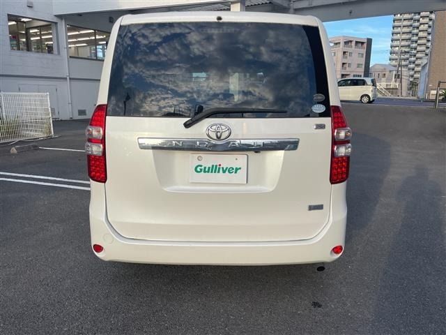 Toyota NOAH 2012 8589261-21