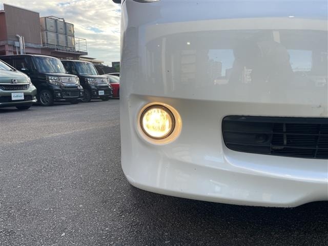 Toyota NOAH 2012 8589261-8