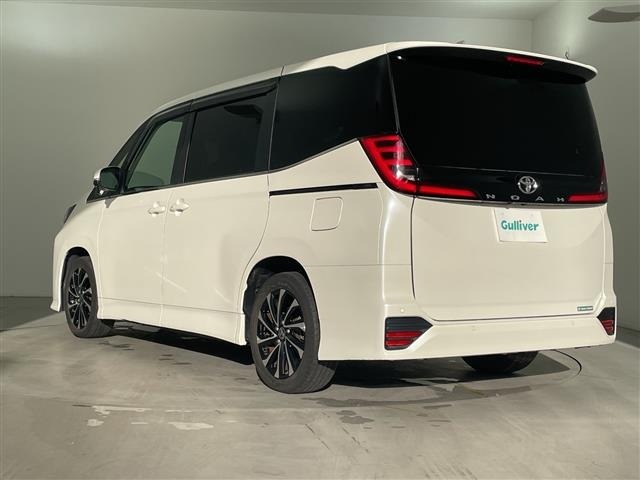 Toyota NOAH 2023 8589271-13
