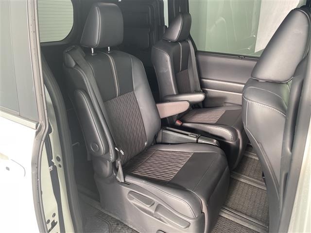 Toyota NOAH 2023 8589271-4