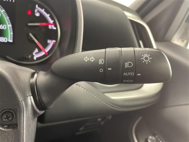 Toyota NOAH 2023 8589271-8
