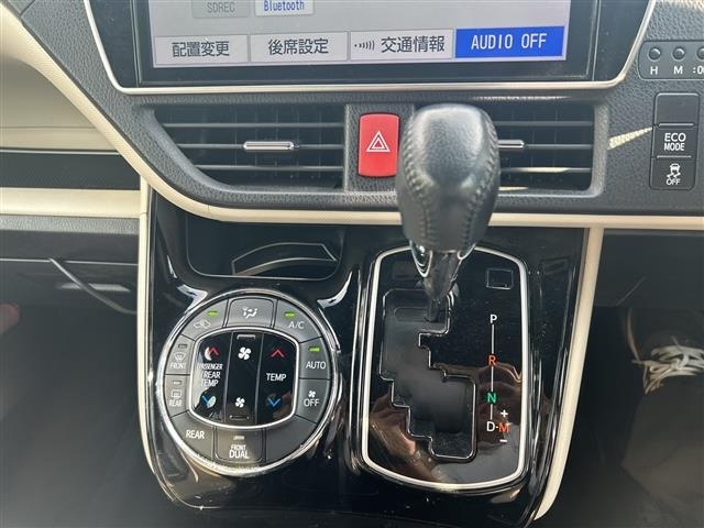Toyota NOAH 2019 8589272-11
