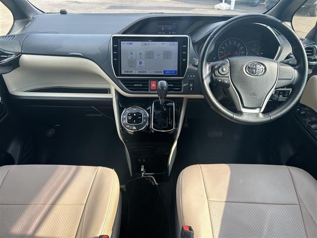 Toyota NOAH 2019 8589272-14