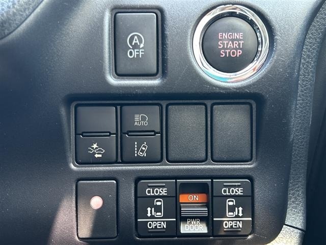 Toyota NOAH 2020 8589273-10