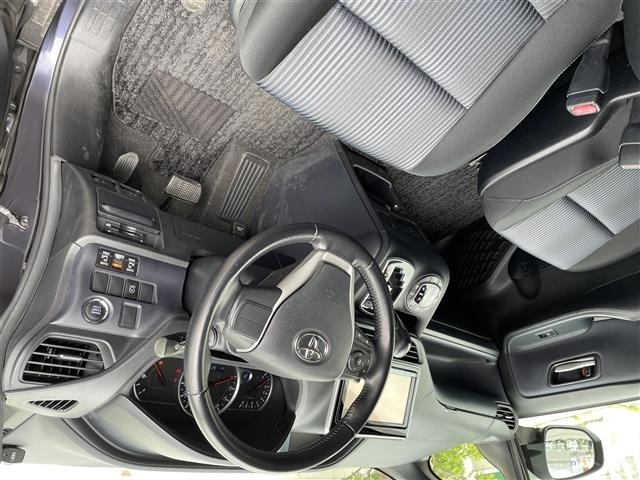 Toyota NOAH 2014 8589274-2