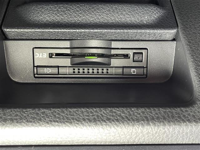 Toyota NOAH 2014 8589274-26