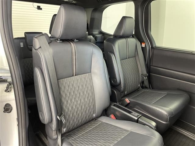 Toyota NOAH 2023 8589276-5