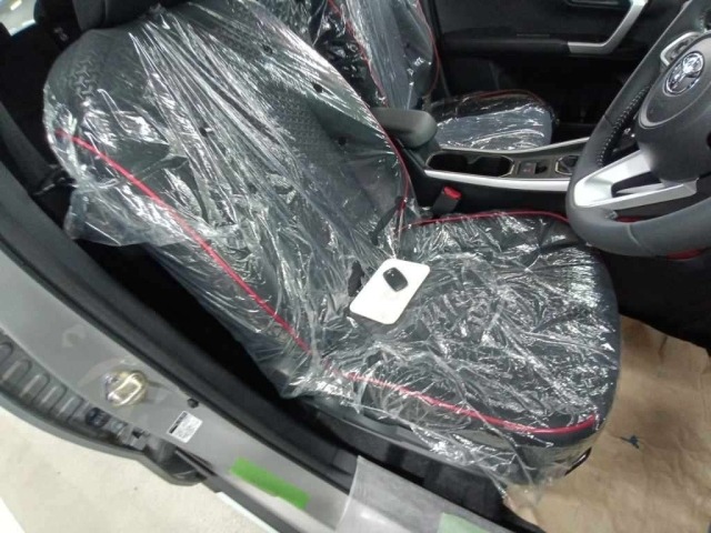 Toyota RAIZE 2026 8590400-10