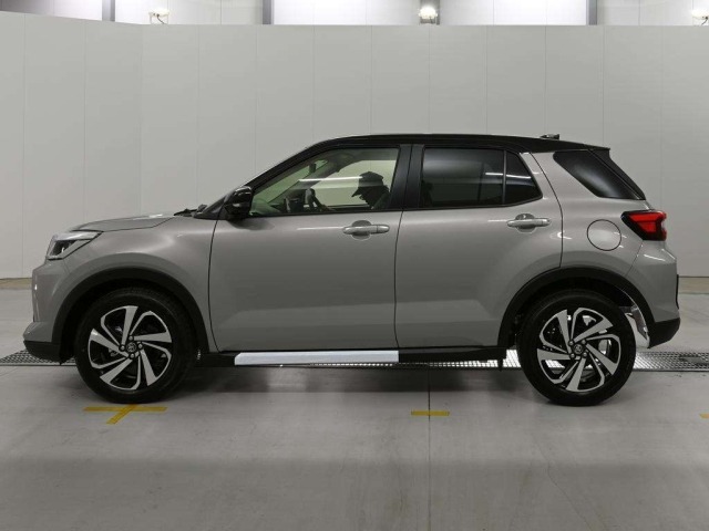Toyota RAIZE 2026 8590400-4