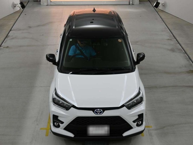 Toyota RAIZE 2025 8590404-7
