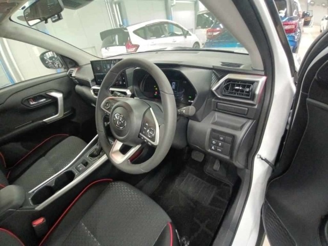 Toyota RAIZE 2025 8590404-9