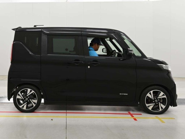 Nissan ROOX 2020 8596001-3