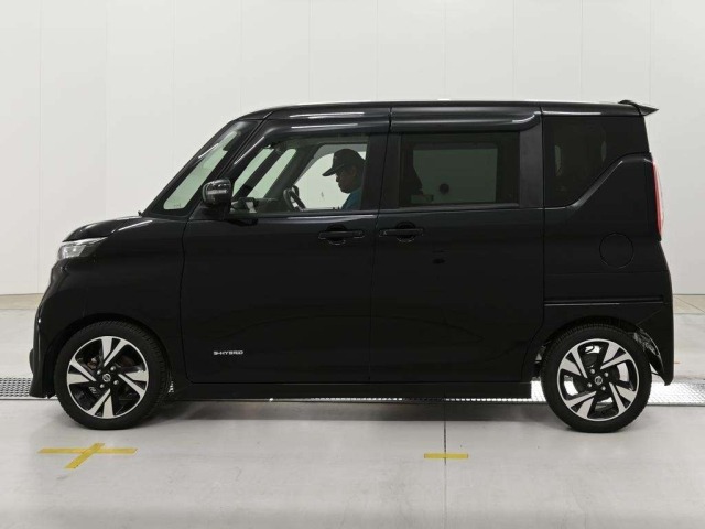 Nissan ROOX 2020 8596001-4