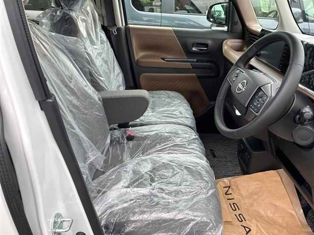 Nissan ROOX 2026 8596017-7