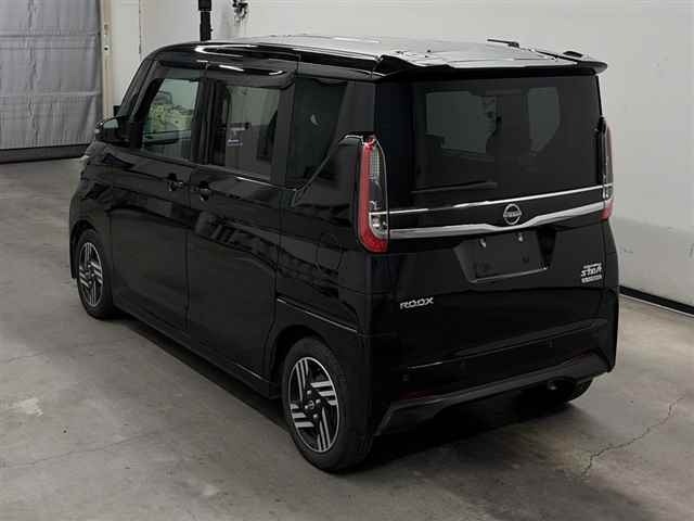 Nissan ROOX 2024 8596018-1