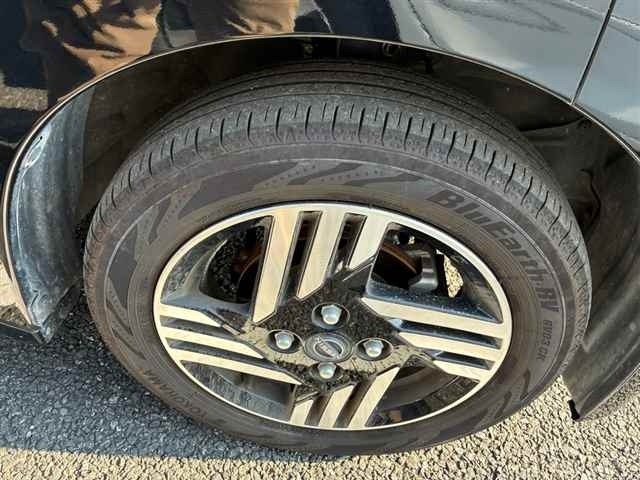 Nissan ROOX 2024 8596018-9