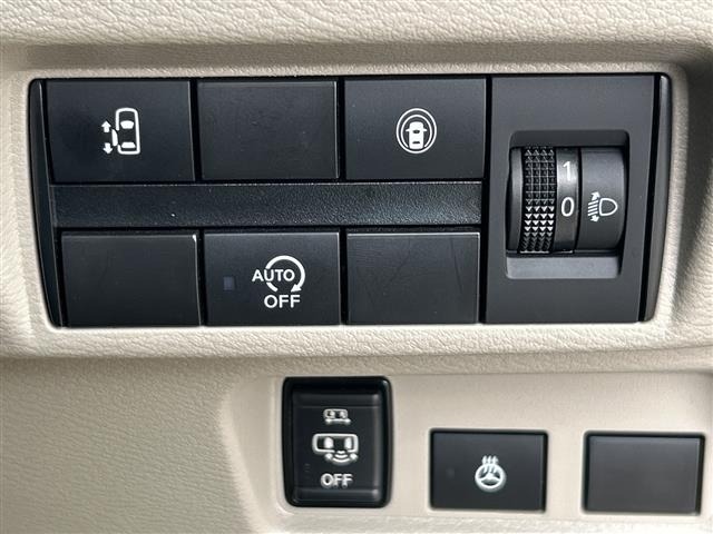 Nissan ROOX 2023 8596215-8