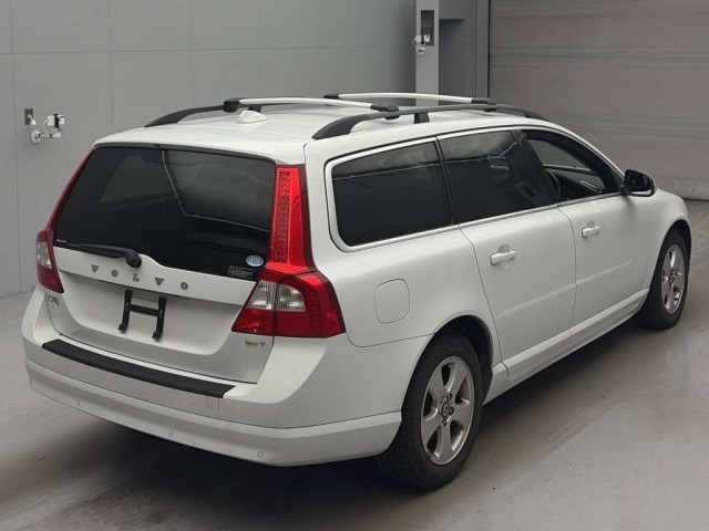 Volvo V70 2008 8588574-1