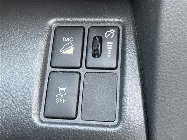 Toyota VANGUARD 2012 8595993-18