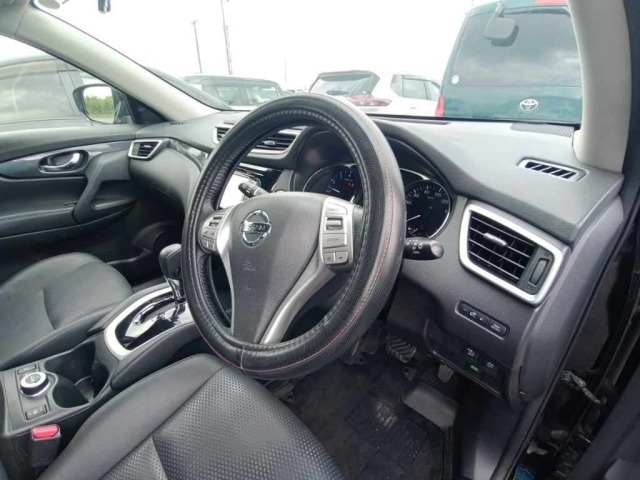 Nissan X-TRAIL 2015 8596071-9