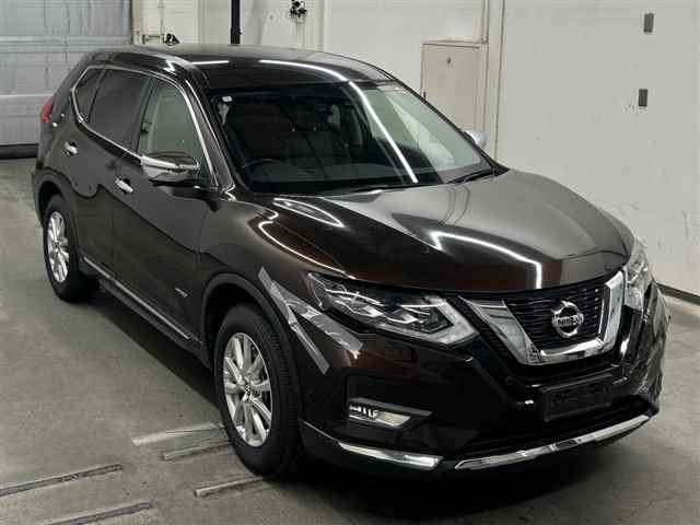 Nissan X-TRAIL 2018 8596096-0