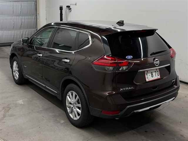 Nissan X-TRAIL 2018 8596096-1