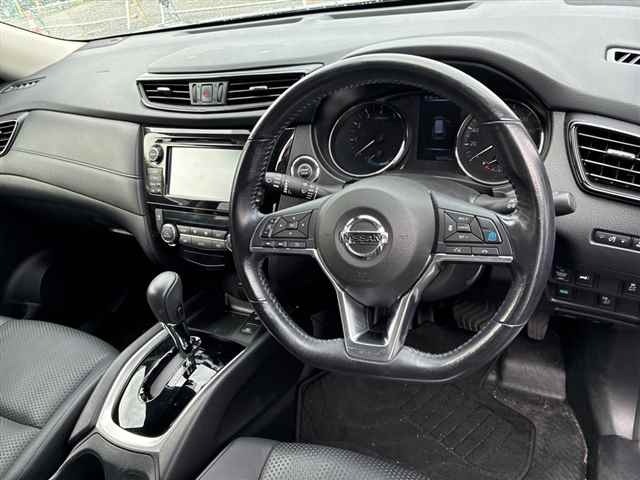 Nissan X-TRAIL 2018 8596096-3