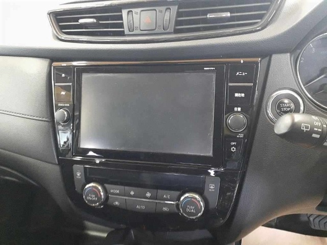 Nissan X-TRAIL 2017 8596116-12