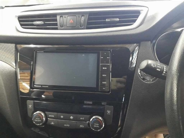 Nissan X-TRAIL 2016 8596121-12