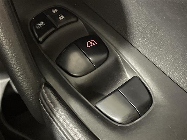 Nissan X-TRAIL 2015 8596574-9