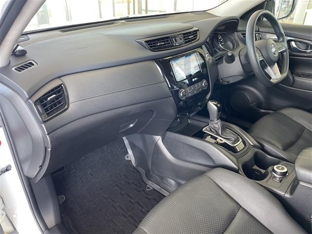 Nissan X-TRAIL 2021 8596624-10