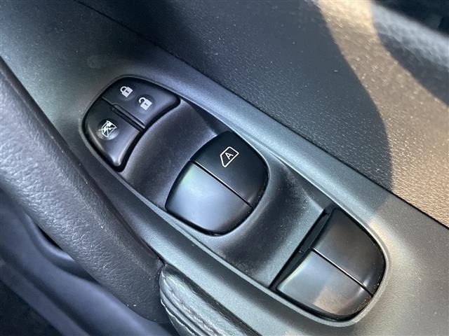 Nissan X-TRAIL 2015 8596673-2