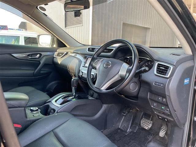 Nissan X-TRAIL 2015 8596673-3