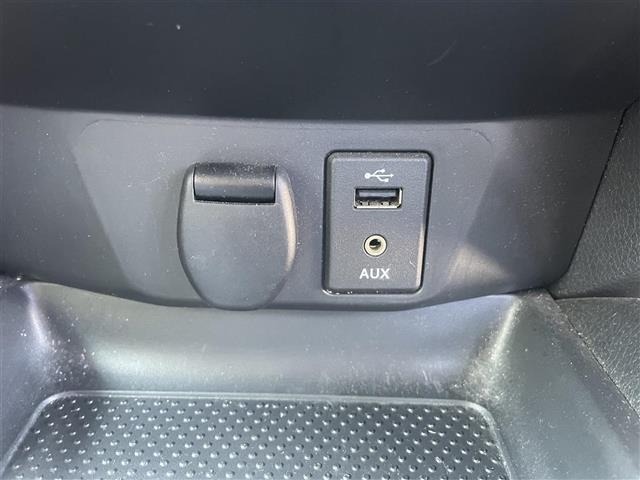 Nissan X-TRAIL 2015 8596680-10