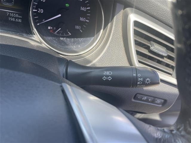 Nissan X-TRAIL 2015 8596680-21