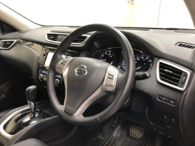 Nissan X-TRAIL 2015 8596682-5