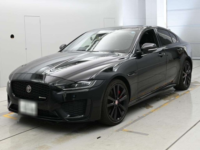 Jaguar XE 2023 8593259-0