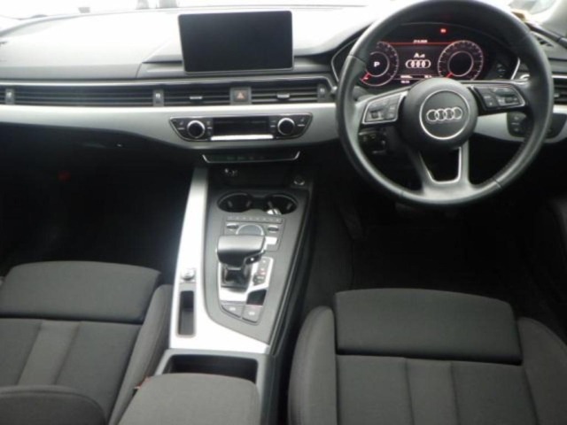 Audi A4 2019 8610552-3