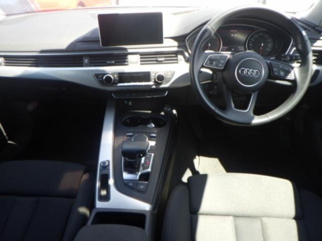 Audi A4 2019 8610558-3