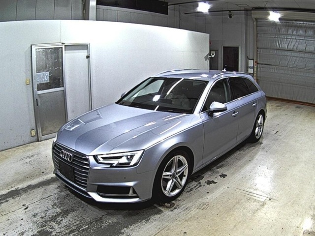 Audi A4 2019 8610558-4
