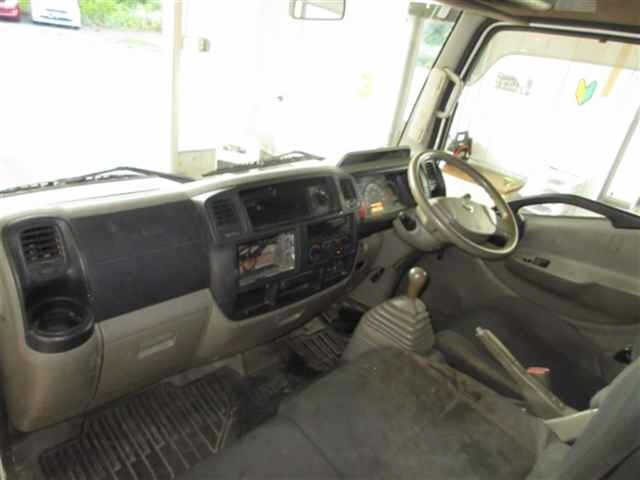 Nissan ATLAS 2013 8598976-3