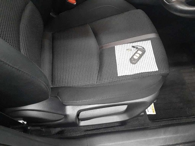 Mazda AXELA 2017 8609497-10