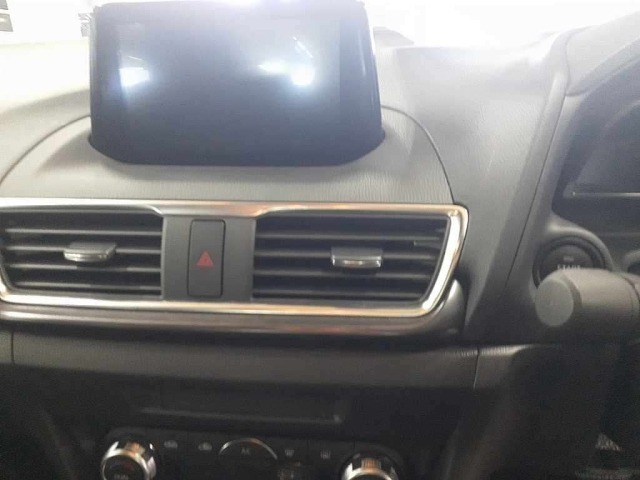 Mazda AXELA 2017 8609497-12