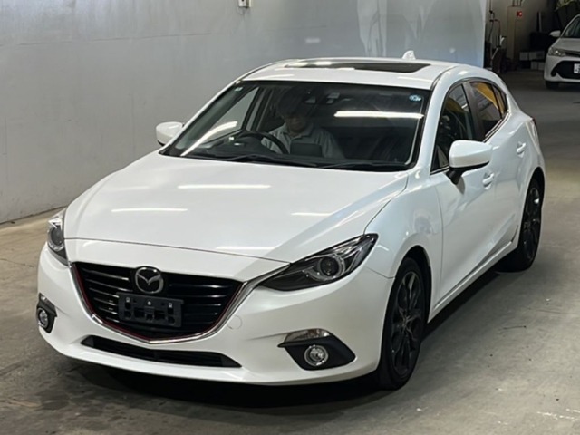 Mazda AXELA 2014 8609533-0