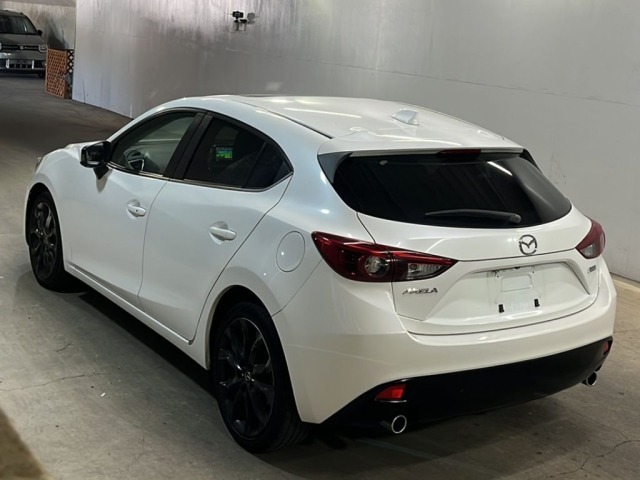Mazda AXELA 2014 8609533-1