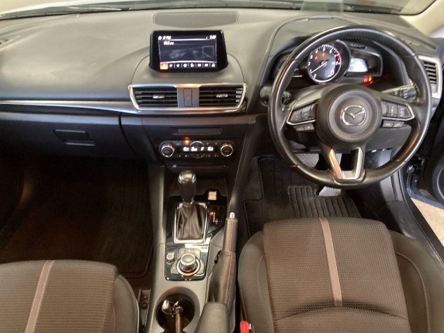 Mazda AXELA 2018 8609546-3